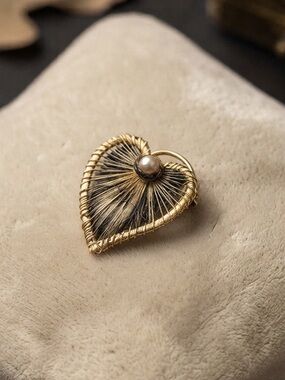 Marcel Boucher Vintage 1960 Gold Plated Wire Work  Heart Brooch